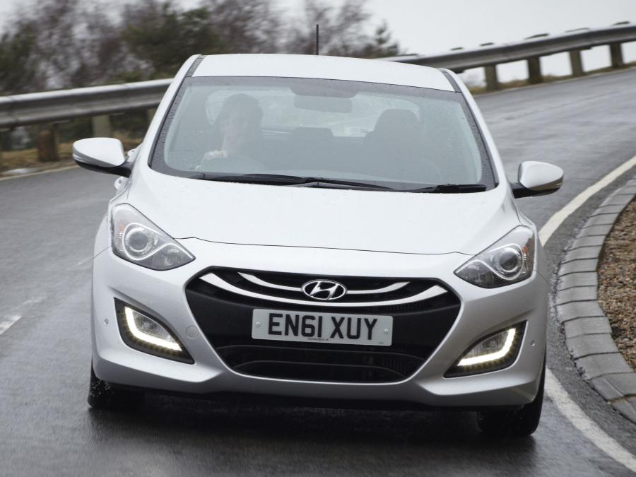  Hyundai i30 5-Door 2012 года  (UK) (фото 13 из 30)
